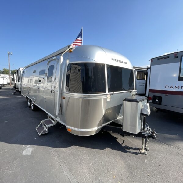 Airstream International Signature 30 For Sale